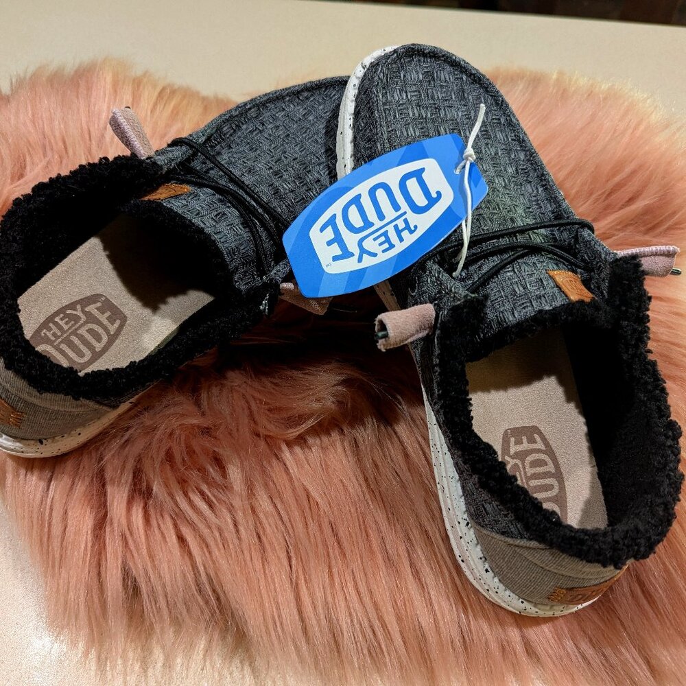 HEY DUDES/Ladies/NWT SIZE 9W